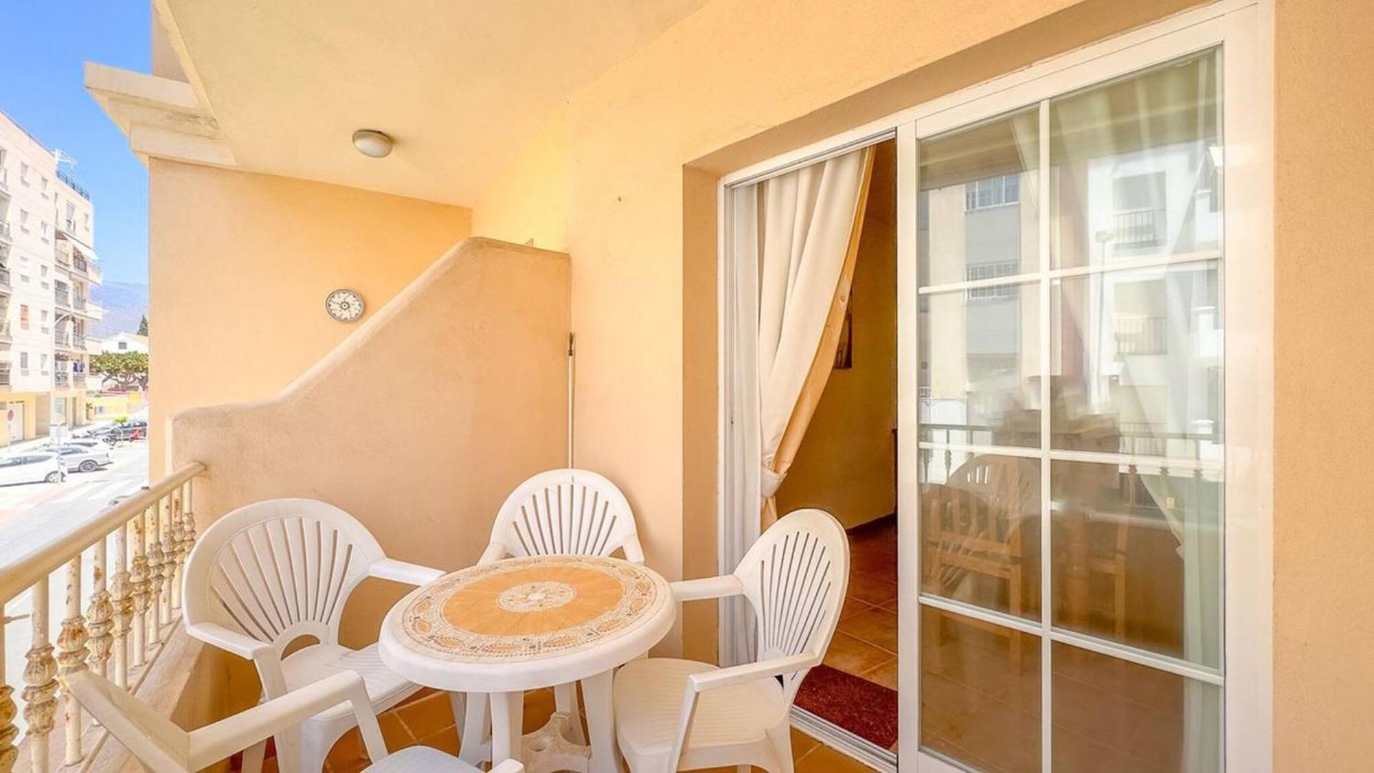 Cd-1941 Two Bedroom With Patio Nerja